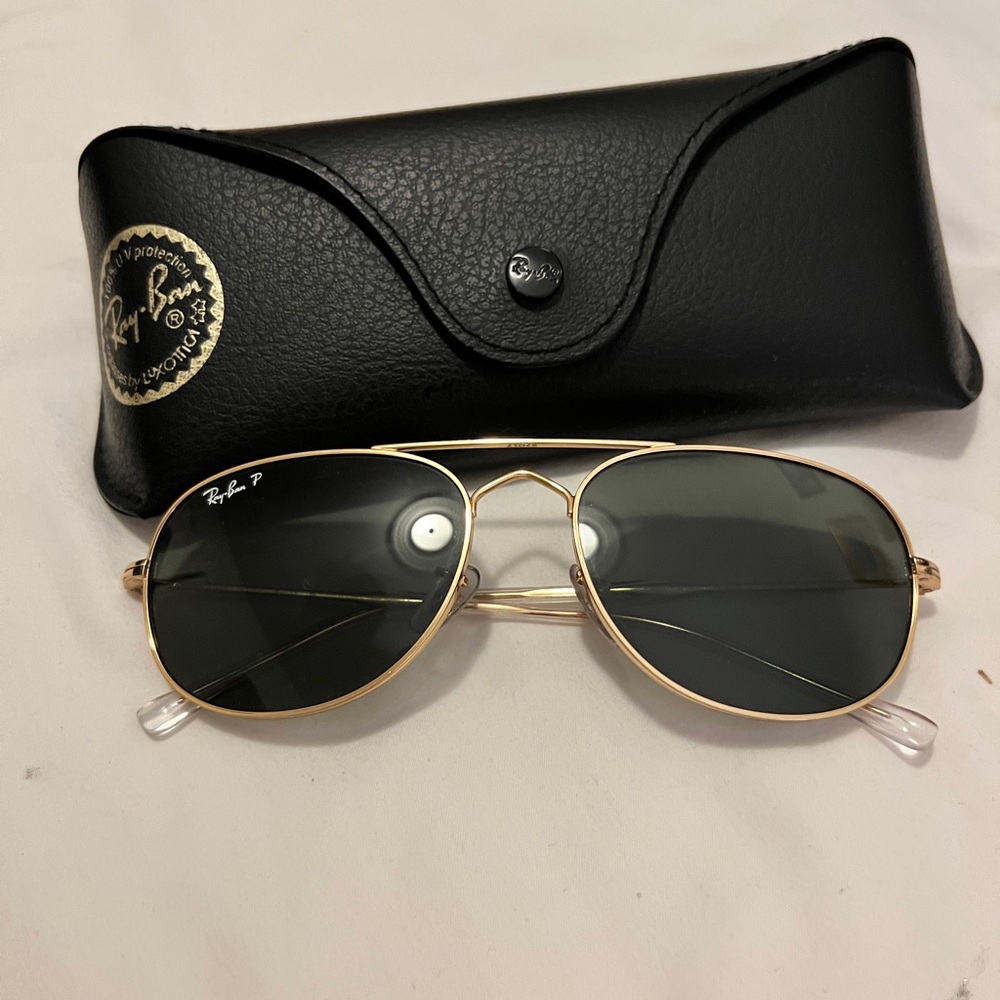 Genuine Ray-Ban Aviators with Case